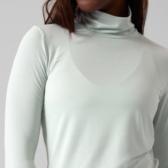 Athleta Turtleneck in Coast Grey - Picture 3 of 4
